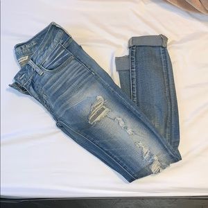 American. Eagle Ripped Denim size 2 short